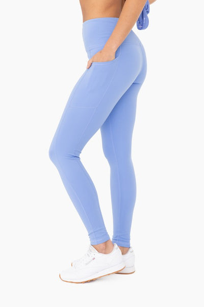 Amazon.com: AEEZO Women's Scrunch Pocket Yoga Leggings No Front Seam Butt  Lifting Intensify Workout Yoga Pants : Clothing, Shoes & Jewelry